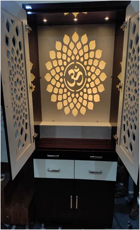 ARTOFINDIA/Designer Dark Brown White Pooja Door Jali Mandir For Home/D ...