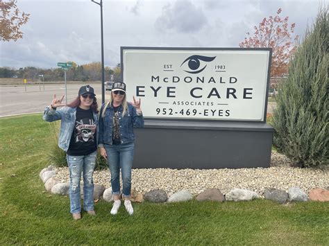 McDonald Eye Care Associates | Lakeville MN