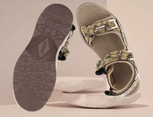 Sparx Men Sports Sandals - Buy Sparx Men Sports Sandals Online at Best ...