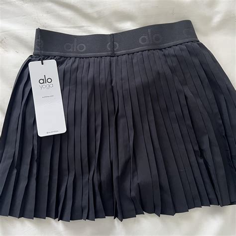 Alo Women's Black Skirt | Depop