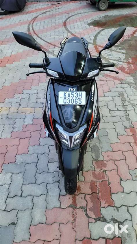 TVS NITROQ 125 CC SUPER SQURD BS6 ENGINE - Scooters - 1815457098