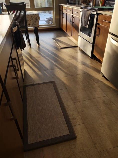 Hillside Border Synthetic Kitchen Mat, 20x39