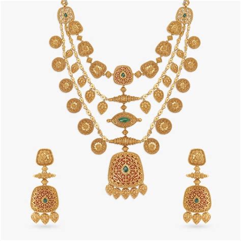 Lustrous Chandak Ras Rawa Layered Necklace Set