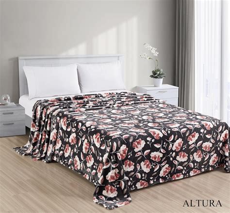 Amazon.com: FAITH, HOPE, LOVE HOME DÉCOR Altura King Size Plush Blanket ...