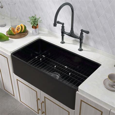 Black Farmhouse Sink