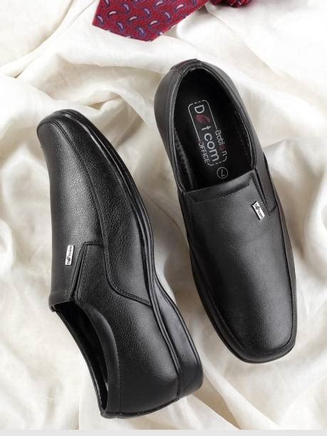 Footwear - Upto 50% to 80% OFF on Footwear Online at Best Prices in ...