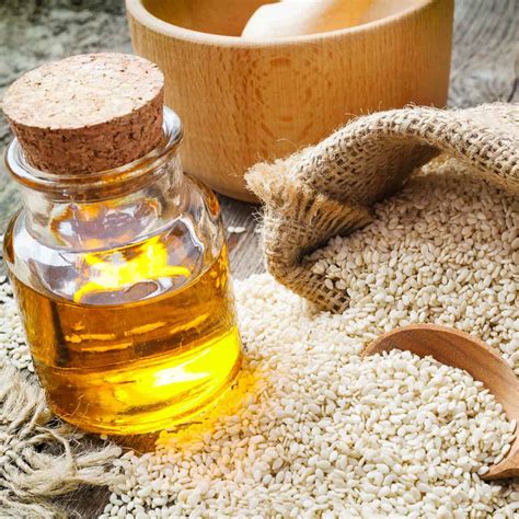 13 Best Sesame Oil Substitutes (+ Easy Homemade Recipe)