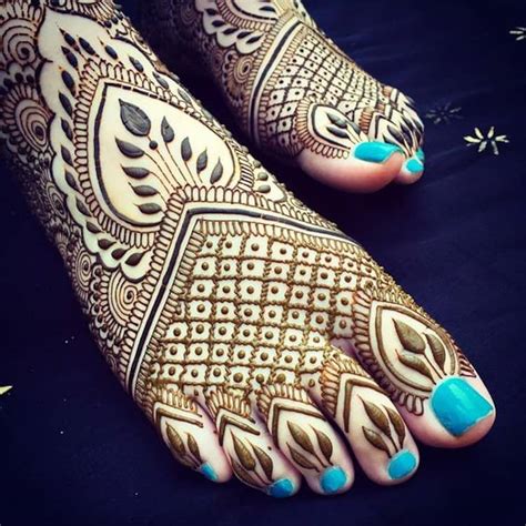 111+ Evergreen Leg Mehndi Design: Timeless beauty for your Legs