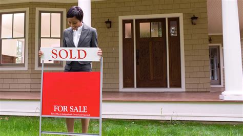 Best Times to Sell a Home | The Mortgage Reports