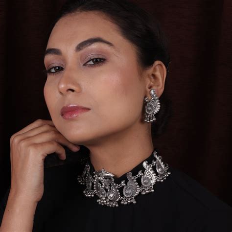 The Soothing Avian Silver Oxidized Necklace Set – Cippele