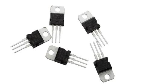 Image result for TIP32C PNP Transistor