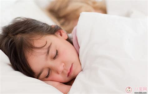 孩子总是睡不踏实是什么原因 哪些情况会导致孩子睡不好 _八宝网