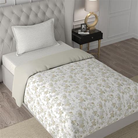Buy MASPAR Exotic Bouquet White Printed Single Quilt - 152x228cm from ...