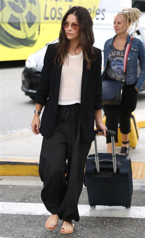 Evangeline Lilly's feet