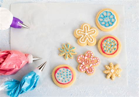 The Ultimate Guide to Different Types of Frosting