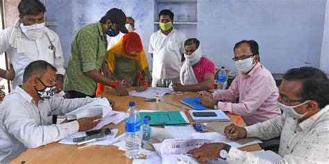 death of government teachers up panchayat elections covid