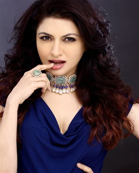 Milf Actress Updated Files & Images #841