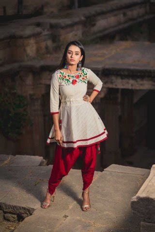 Reach Peak Style and Top Beauty Trends With The Stylish Kurti Dhoti ...