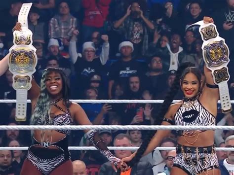 WWE SmackDown results: Bianca Belair and Naomi defend Women’s Tag Team ...