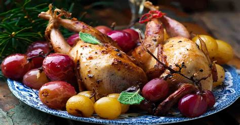 ПЕРЕПЕЛКИ С ВИНОГРАДОМ ПО-ФРАНЦУЗСКИ — Teletype