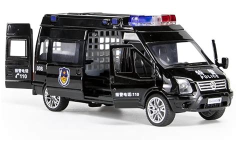Magicwand® 1:32 Scale Die-Cast Police Van with Blinking Lights & Sound ...
