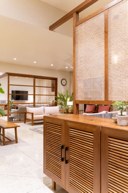 Pune Houzz: A Modern Home Revels in its Open, Airy Ambience