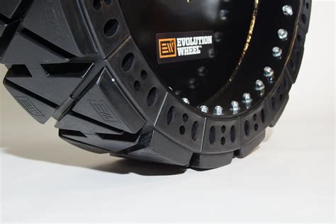 Airless Telehandler Tires - Flat-Proof Telehandler Tires - Go Solid