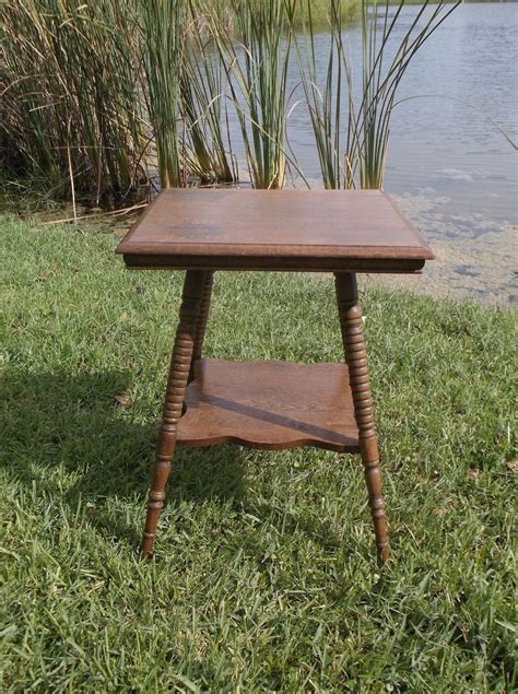 ANTIQUE VICTORIAN SOLID OAK SPINDLE LEG SIDE TABLE -- Antique Price ...