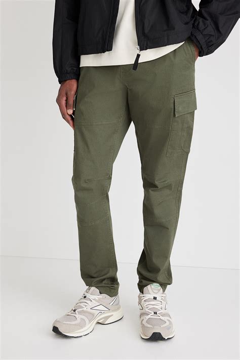 Slim Fit Cargo Pants - Khaki green - Men | H&M AU