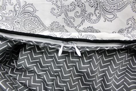 Buy Cozy Grey & White Traditional Motif Print 300 TC Duvet Cover online ...