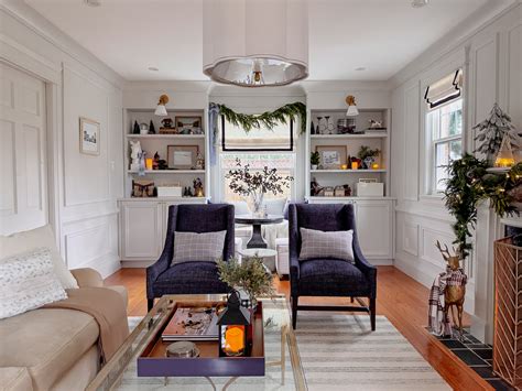 Classic & Cozy Christmas Living Room Decor Ideas - Rambling Renovators