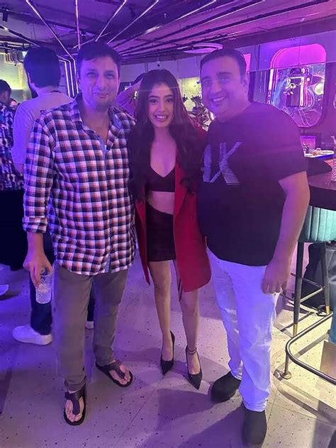 9 years of Kaisi Yeh Yaariaan: Niti Taylor and Parth Samthaan reunite ...