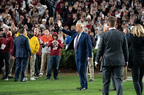 Donald Trump cheered on field at Clemson-USC rivalry game • SC Daily ...