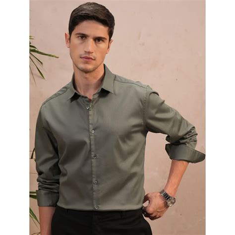 Buy LOCOMOTIVE Men Olive Solid Slim Fit Formal Shirt Online