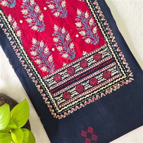 KIARA -Pure Cotton Handloom Navy Blue And Maroon With Embroidered Yoke ...