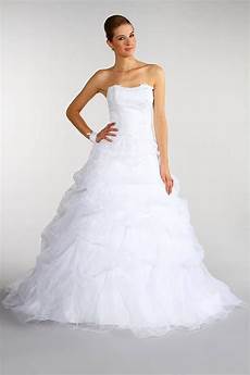 prix de la robe pourquoi la robe de mariee est blanche prix de la robe pourquoi la robe de mariee est blanche