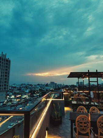 ETCETERA ROOFTOP RESTAURANT, Karachi - Menu, Prices & Restaurant ...