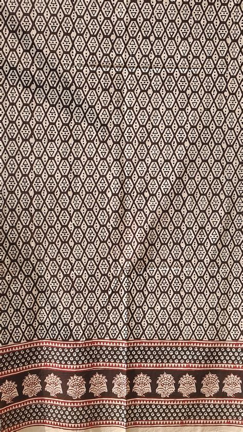 Black Geometric Curtains (Set of Three) – Pankhudibazaar