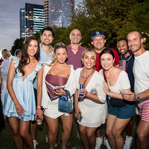 Date Ideas Dallas - 50 Fun Date Nights Spots In DFW TX