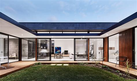 Courtyard House | Home Builders Geelong, Surfcoast & Bellarine ...