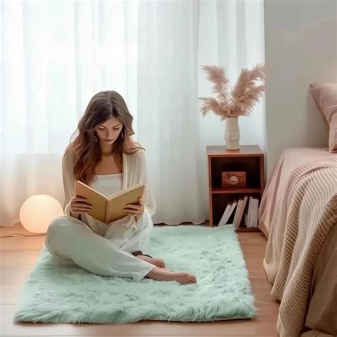 EnjinZZ 3 x 5 ft Fluffy Mint Green Rug – Plush Faux Fur Carpet for ...