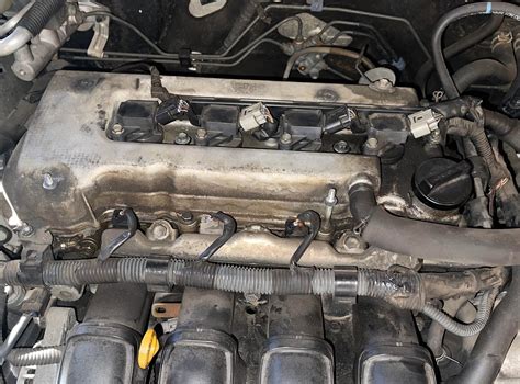 Degrease Engine in a Old Car 的图像结果