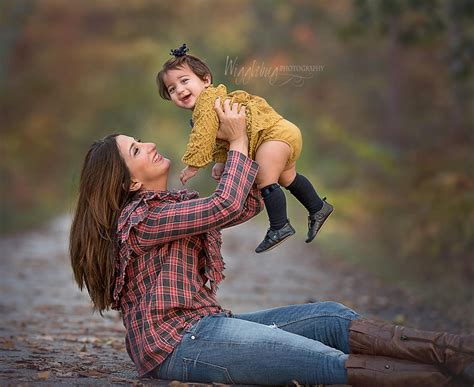Little Girl Outdoor Photoshoot Ideas