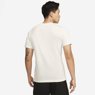 Nike Dri-FIT Men's Graphic Training T-Shirt. Nike IN