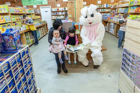 About Us | Green Valley Book Fair