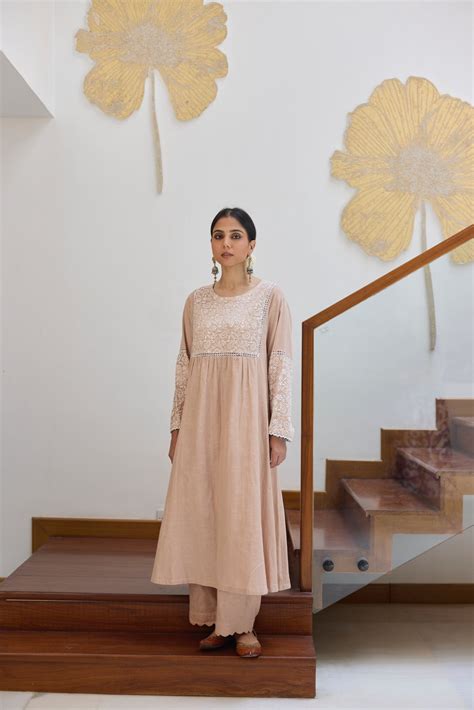 Front And Back Yoke Kurta - Beige – AGASHE