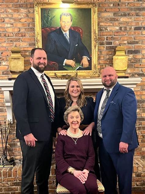 Rader Funeral Home | Kilgore, TX