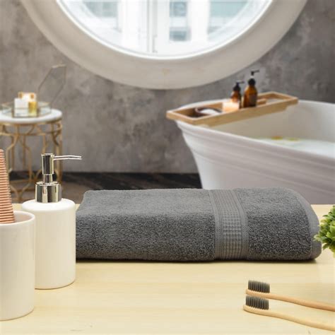 Trio 100% Cotton Bath Towel (71x147 CM), 550 GSM – Rangoli