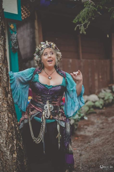 Pin by Lisa Marie on Costumes | Renaissance fair outfit, Fair outfits ...