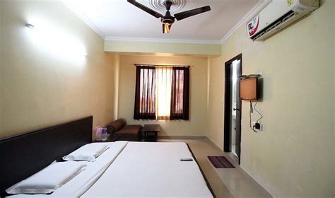 HOTEL DELUX INN (Agra) - Hotel Reviews, Photos, Rate Comparison ...